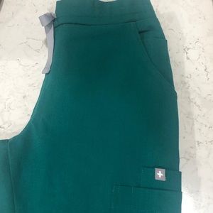XXS Yola Skinny Figs Scrub pants , Hunter Green